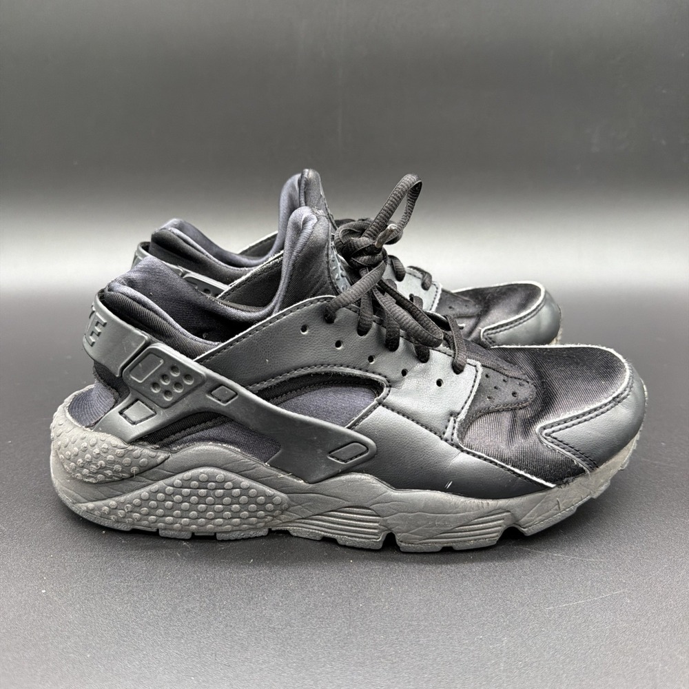 Nike Air Huarache Run Womens Sz 10 Triple Black Athletic Running Shoes Sneakers